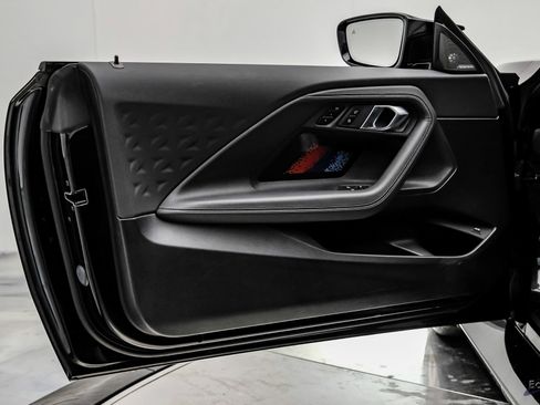 Used 2025 BMW M2 w/ Carbon Package RWD image 86