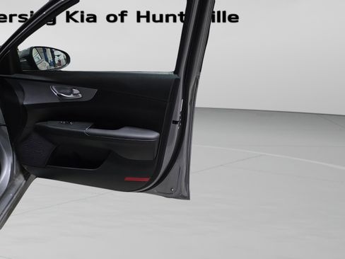 Used 2024 Kia Forte LXS image 36