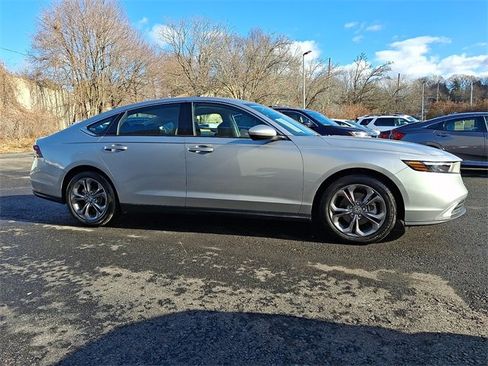 Certified 2023 Honda Accord EX image 7