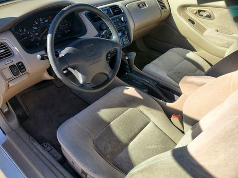 Used 2000 Honda Accord EX image 15