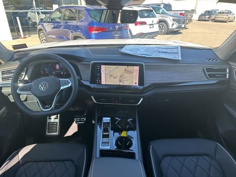 New 2026 Volkswagen Atlas SEL Premium R-Line image 13