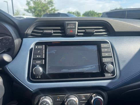 Used 2025 Nissan Versa SV image 22