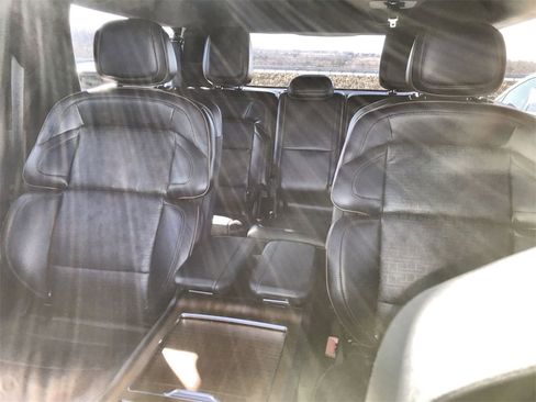 Used 2025 Lincoln Navigator L Black Label image 23