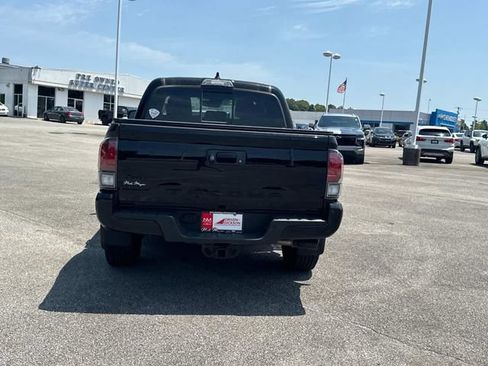 Used 2023 Toyota Tacoma Limited w/ Nightshade Package AWD/4WD image 5