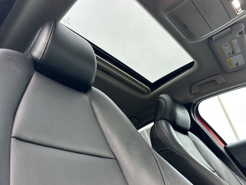 Used 2023 MAZDA CX-30 AWD 2.5 S w/ Premium Package image 17