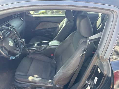 Used 2011 Ford Mustang GT RWD image 10