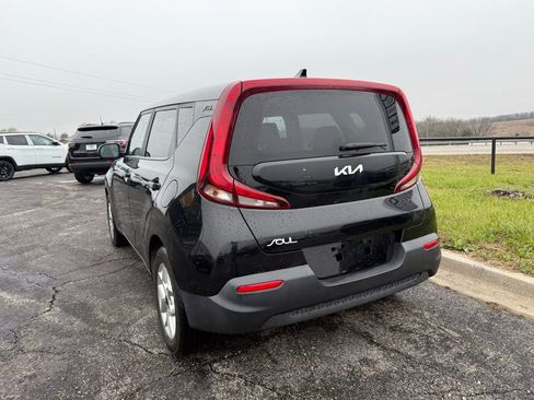 Used 2022 Kia Soul LX w/ Technology Package image 8