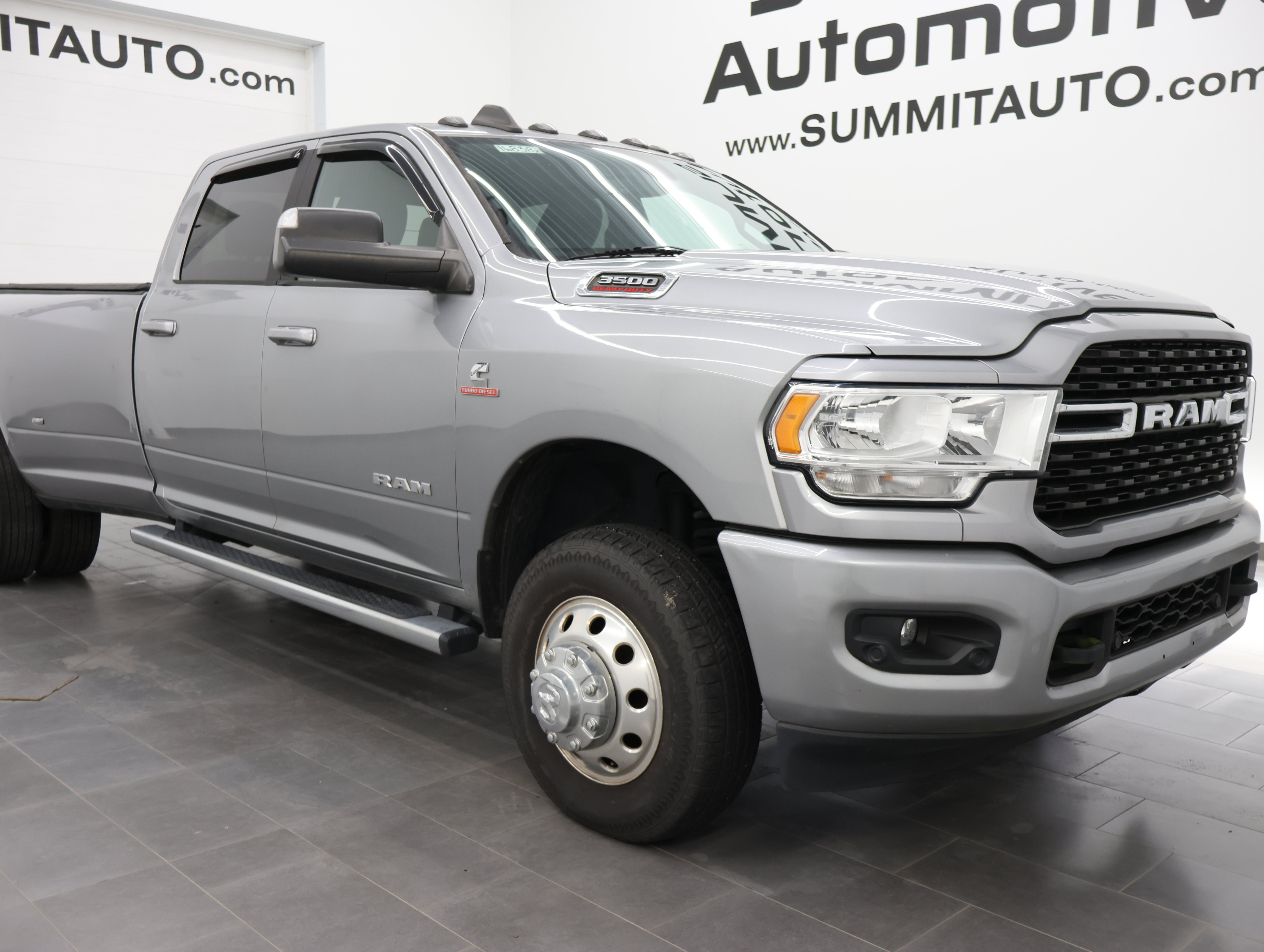 Used 2022 RAM 3500 Big Horn w/ Level A Equipment Group AWD/4WD image 2