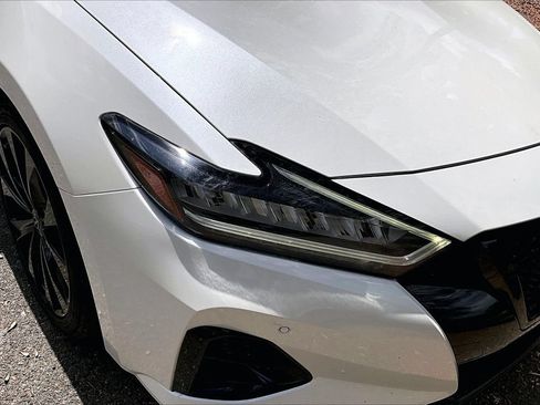 Used 2023 Nissan Maxima SR w/ Sport Mat Group FWD image 33