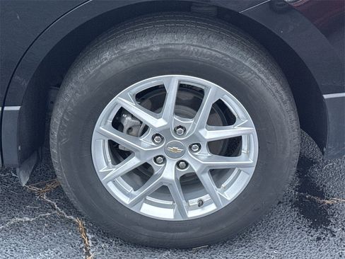 Used 2024 Chevrolet Equinox LT image 19