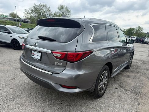 Used 2017 INFINITI QX60 AWD w/ Premium Plus Package image 2