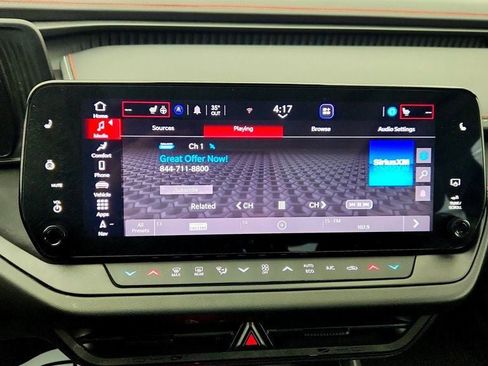 Used 2025 Dodge Charger Daytona R/T w/ Sun & Sound Package image 17