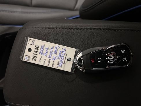 New 2025 Buick Envista Sport Touring w/ Convenience I Package image 20