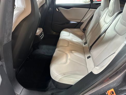 Used 2015 Tesla Model S AWD image 15