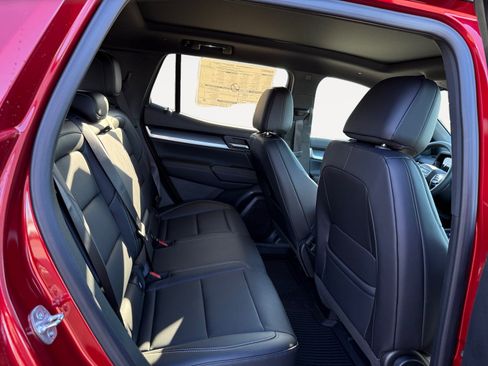 New 2026 GMC Terrain Elevation w/ Elevation Premium Package image 18