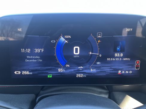 Used 2024 Chevrolet Blazer EV RS image 20