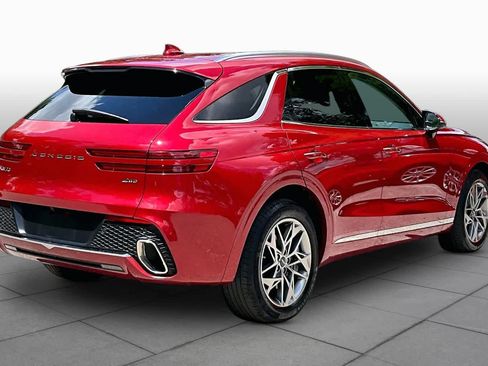 Used 2025 Genesis GV70 2.5T AWD/4WD image 13
