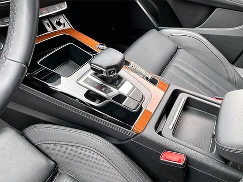 Used 2022 Audi Q5 2.0T Premium Plus w/ Premium Plus Package image 14