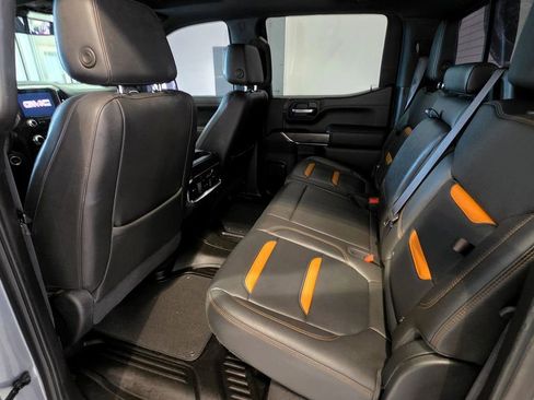 Used 2021 GMC Sierra 1500 AT4 w/ AT4 Preferred Package AWD/4WD image 57