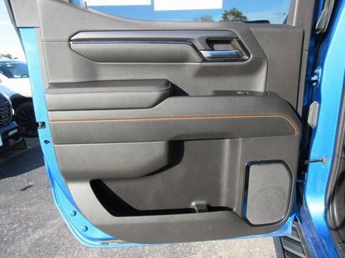 Certified 2023 GMC Sierra 1500 AT4 w/ AT4 Premium Package image 24