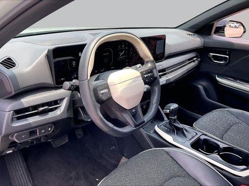Used 2025 Kia K4 GT-Line FWD image 16