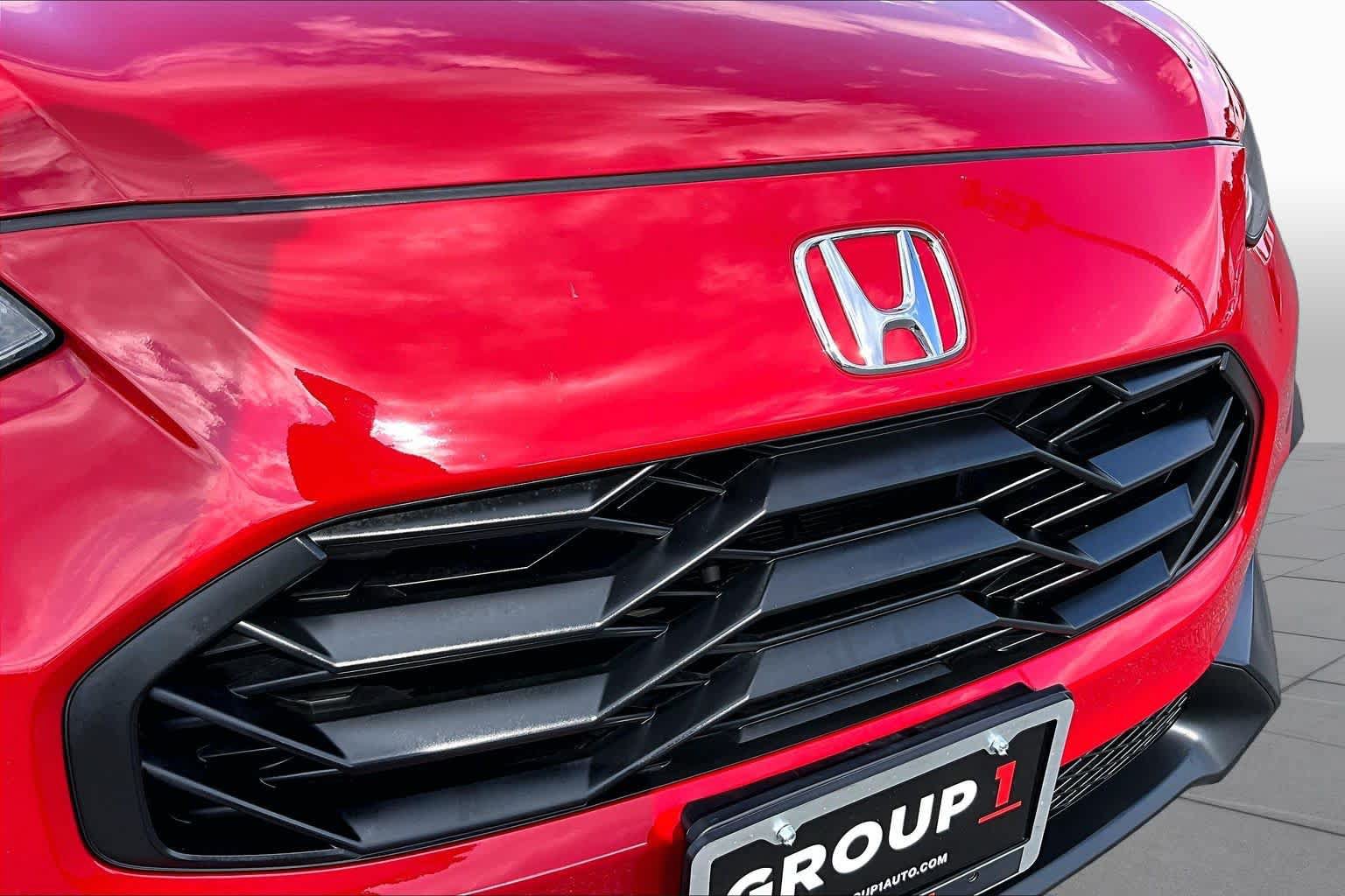 Used 2025 Honda HR-V Sport image 29