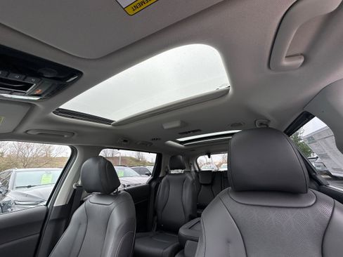 New 2026 Kia Carnival SX FWD image 39