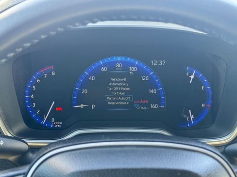 Certified 2022 Toyota Corolla Cross XLE image 29