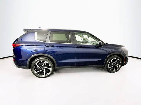 Used 2024 Mitsubishi Outlander SE FWD image 10