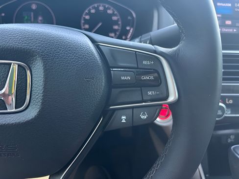 Used 2019 Honda Accord EX-L image 18