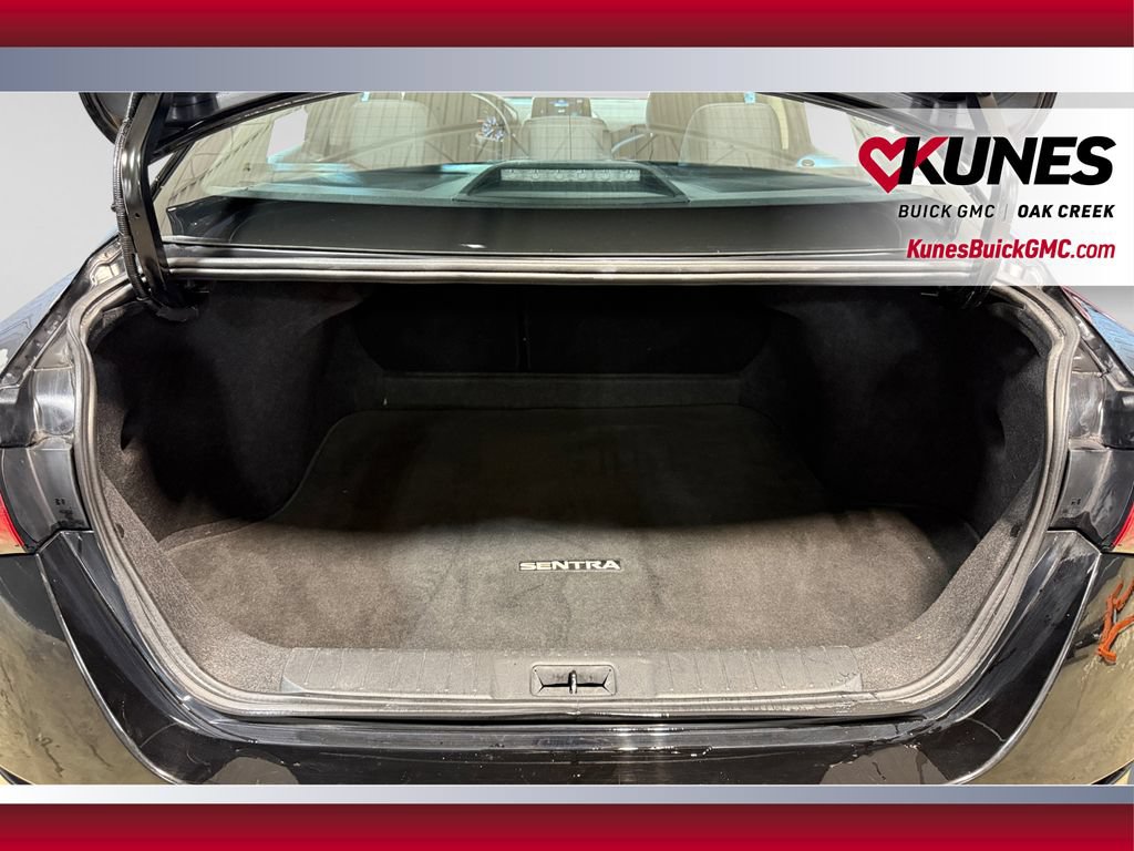 Used 2024 Nissan Sentra SV FWD image 37