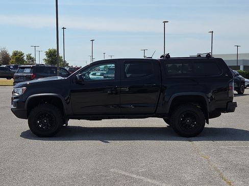 Used 2022 Chevrolet Colorado ZR2 AWD/4WD image 3