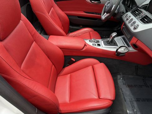 Used 2016 BMW Z4 sDrive28i RWD image 21