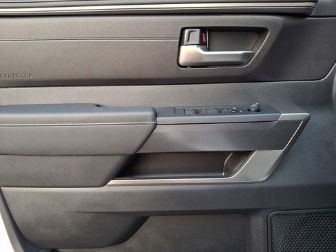 New 2026 Toyota Tundra SR5 image 8