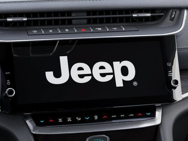 New 2026 Jeep Grand Cherokee Altitude AWD/4WD image 18