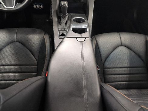Used 2022 Toyota Avalon XSE FWD image 16