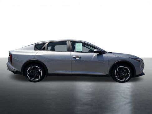 Certified 2025 Kia K4 EX image 9