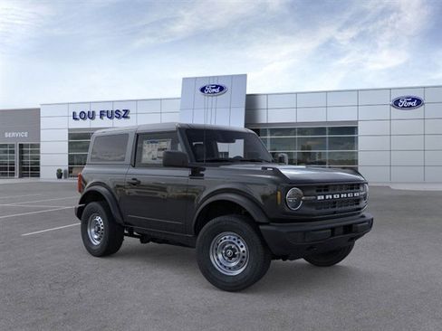 New 2025 Ford Bronco 2-Door image 8