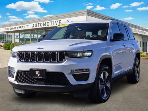 Used 2022 Jeep Grand Cherokee Limited 4xe image 3