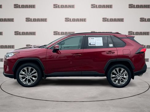 Used 2020 Toyota RAV4 XLE Premium AWD/4WD image 2