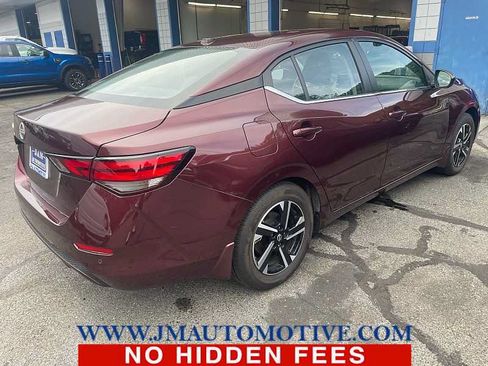 Used 2025 Nissan Sentra SV w/ All-Weather Package FWD image 4
