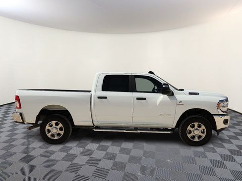 Used 2024 RAM 2500 Big Horn w/ Off Road Package AWD/4WD image 5
