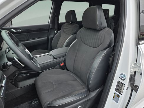 Used 2025 Hyundai Palisade Calligraphy AWD/4WD image 13