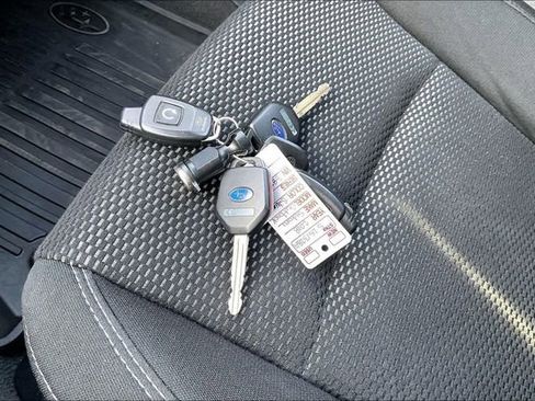 Used 2018 Subaru Outback 2.5i Premium image 11