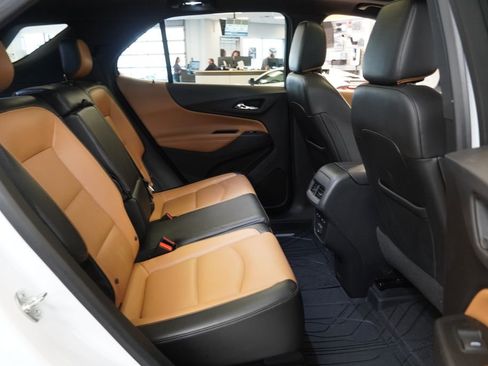 Used 2020 Chevrolet Equinox Premier image 34