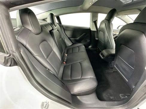 Used 2023 Tesla Model 3 Standard Range image 24