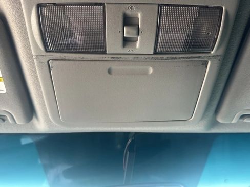 Used 2015 Nissan Xterra S RWD image 18