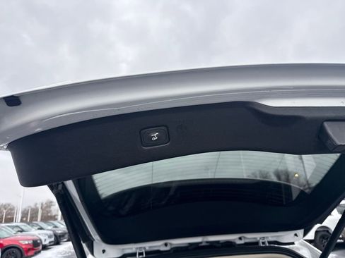 Used 2024 Ford Edge SEL w/ Convenience Package image 13