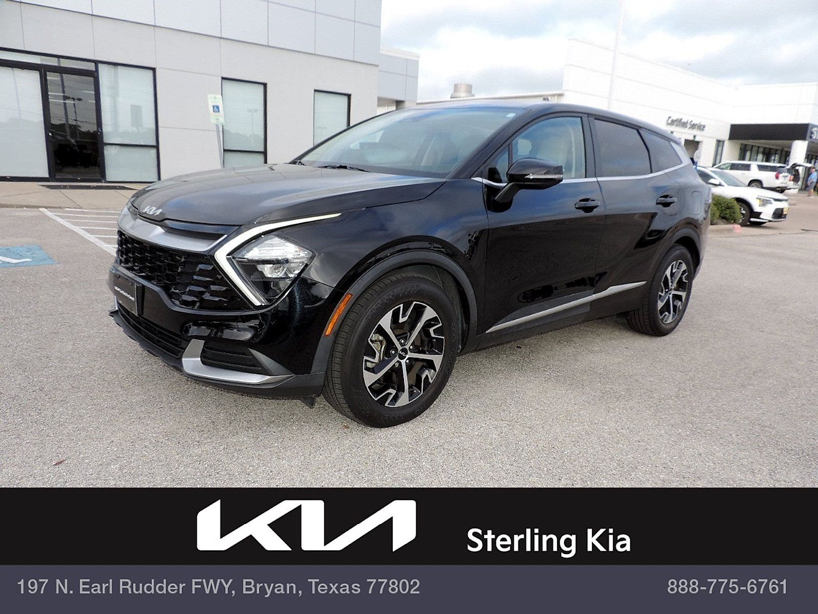 Used 2023 Kia Sportage EX FWD image 1