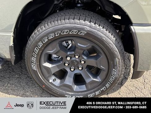 New 2026 RAM 1500 Express AWD/4WD image 7